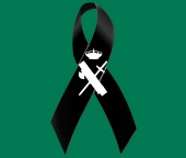 Minuto de silencio a puertas del ayuntamiento como muestra de apoyo y solidaridad por la muerte de los guardias civiles fallecidos en acto de servicio